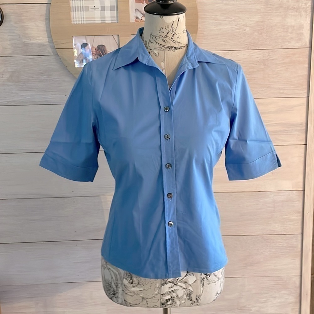 *NY & Co City Stretch Blue Button Top M